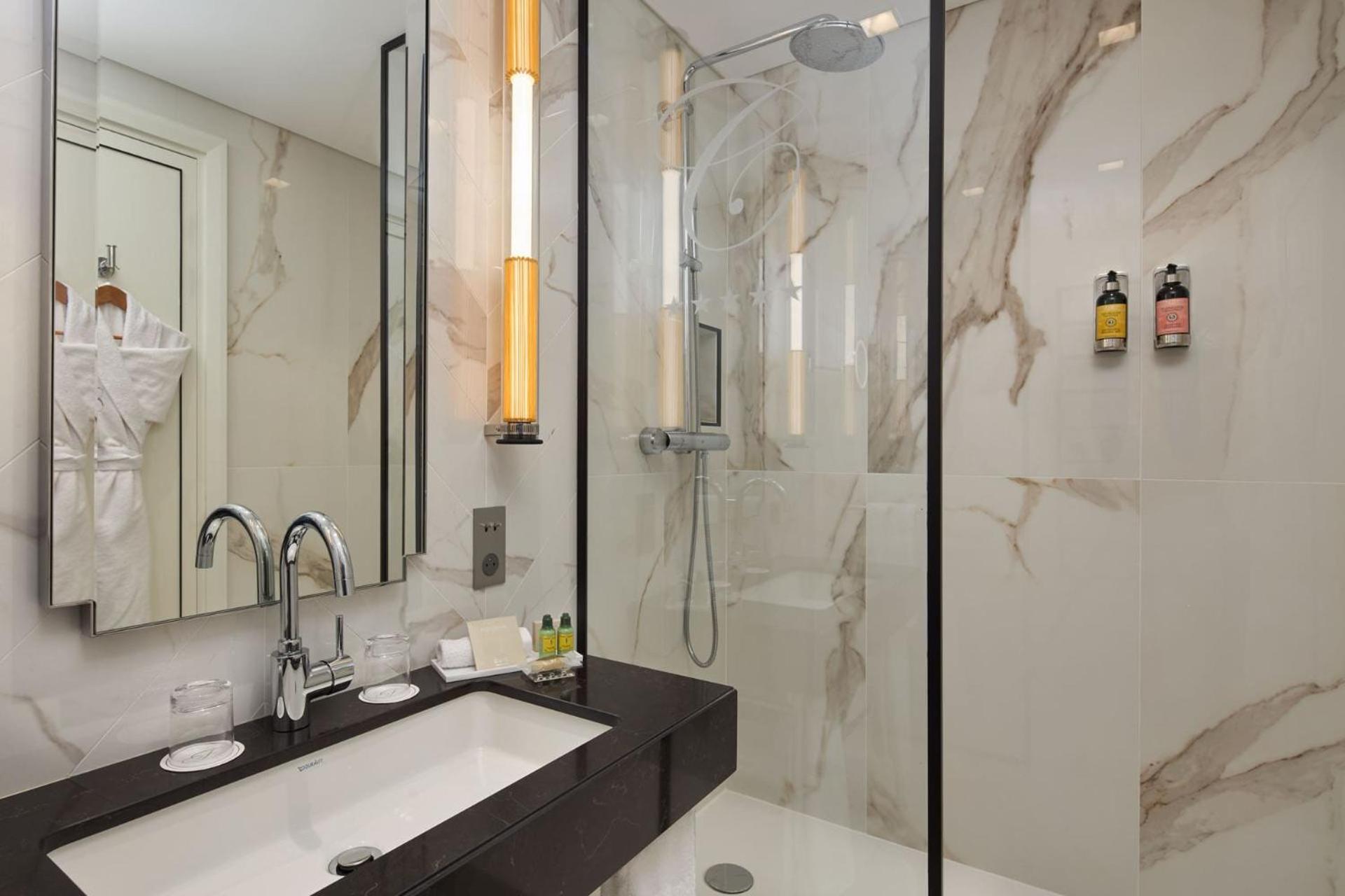 Hotel Fraser Le Claridge Champs-elysees 5*