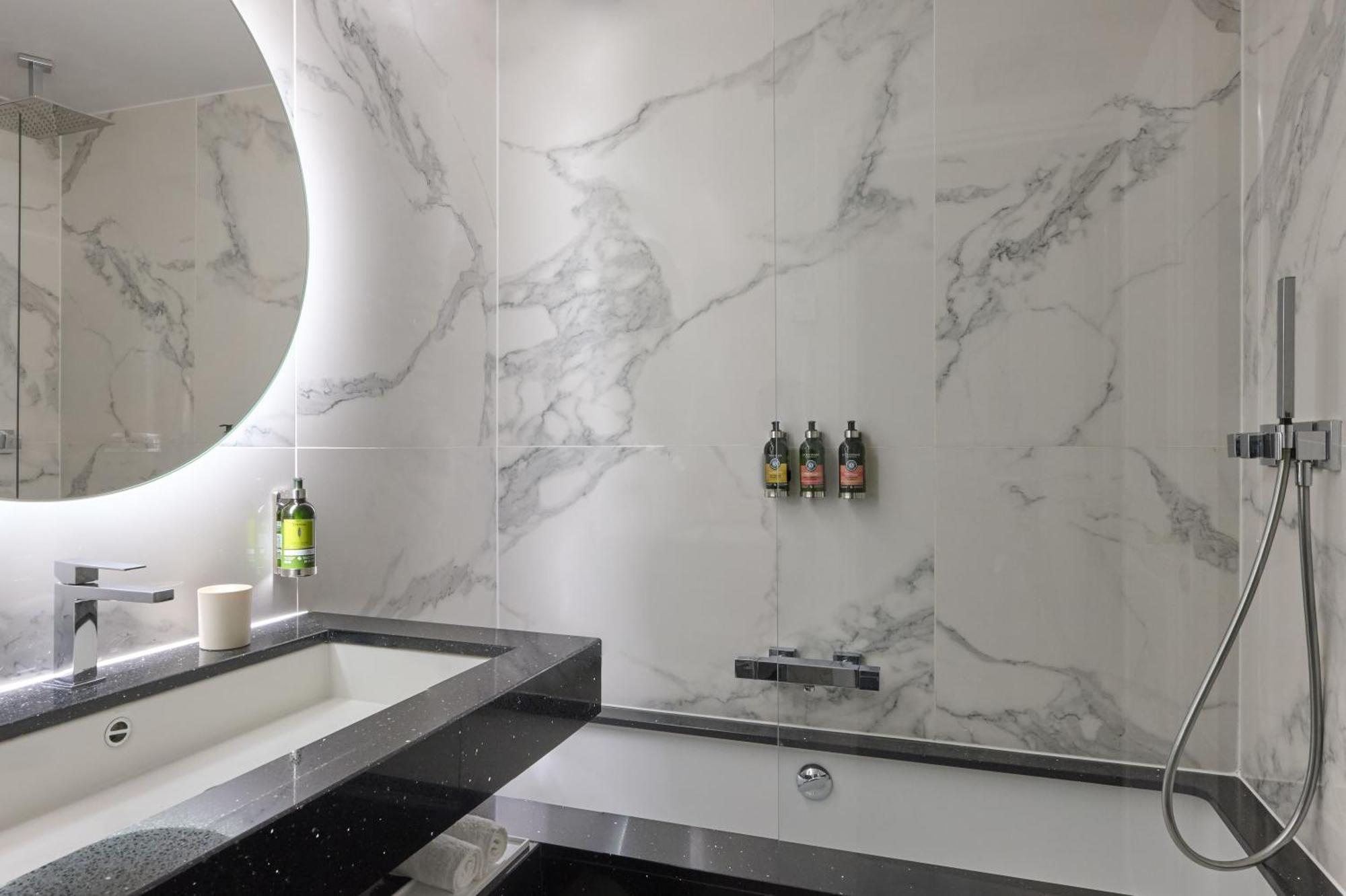 Fraser Le Claridge Champs-elysees